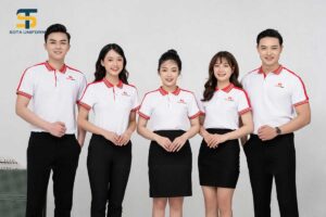Nhờ kiểu dáng rộng rãi của áo thun đồng phục mà nhân viên luôm cảm thấy thoải mái khii mặc.
